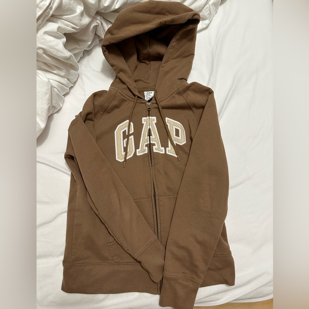 Gap logo hoodie